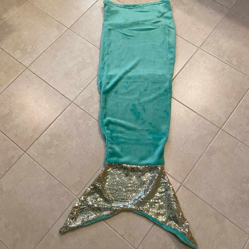 Sequin Mermaid Tail Throw (NWOT)